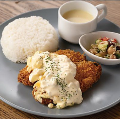 北海道産産鮭フライプレート