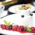 スパークリング＆特製ケーキ付全8品 アニバーサリーコース6000円☆