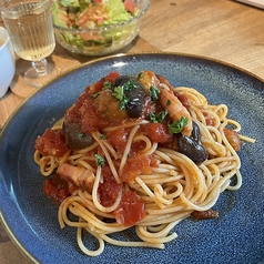 ナスとベーコンのトマトソースパスタ