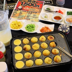 お手軽なおつまみ・たこ焼きセットもございます♪