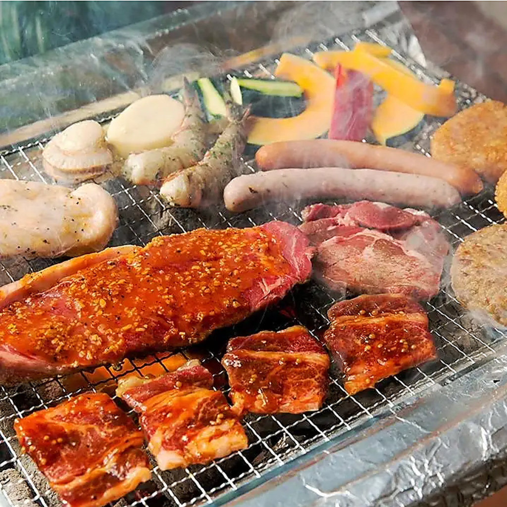 [本格炭火焼肉] 炭火焼肉を気軽に楽しめる！本格BBQ！自分たちで焼くとまた一段と美味しく感じます♪