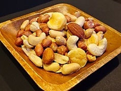 ミックスナッツ