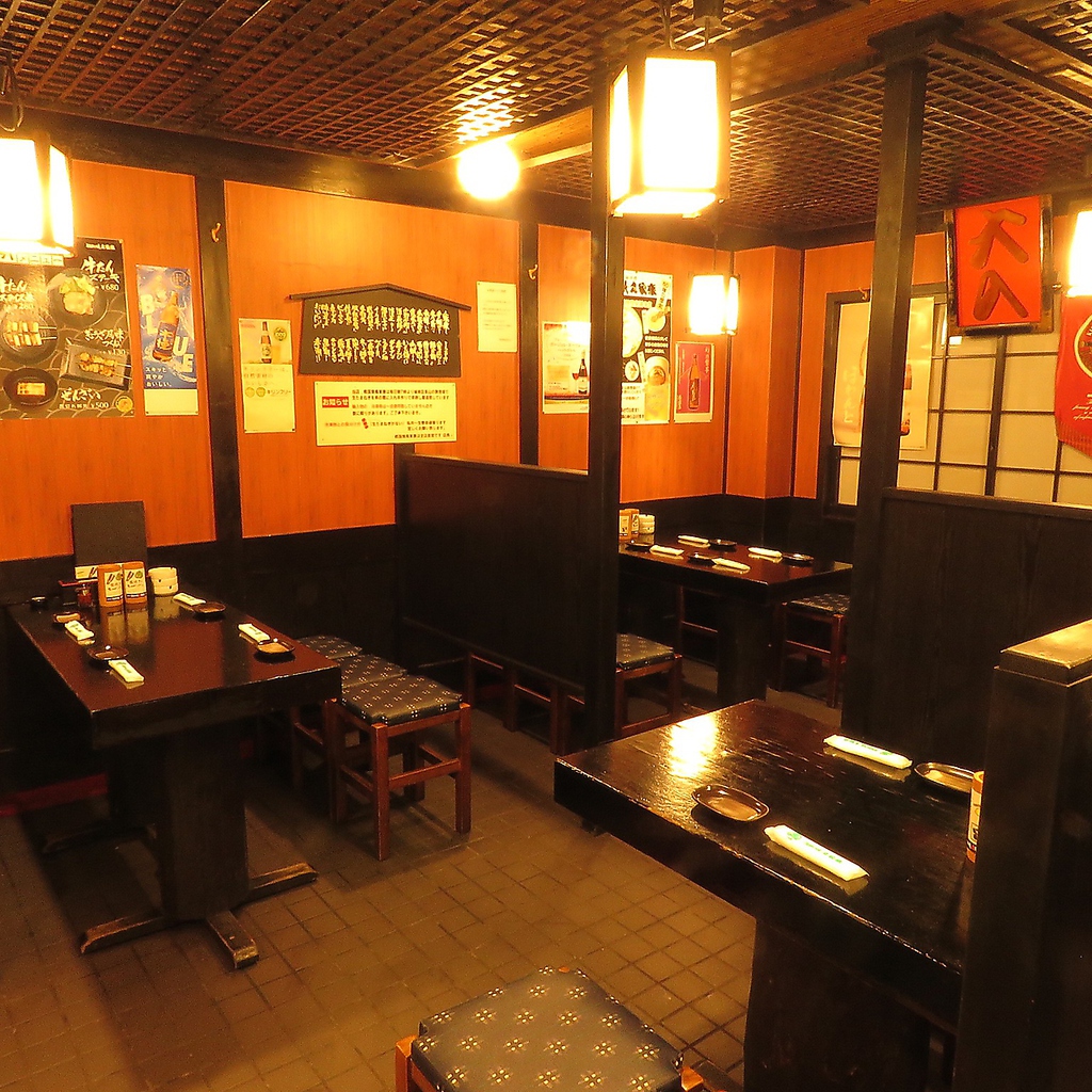 座敷、カウンター席、テーブル席、様々なシーンにお使いいただけます。宴会利用もお一人様も大歓迎。