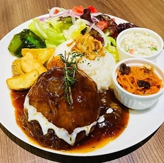 Cafe & Bar MASTERS マスターズの特集写真