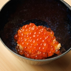 【小丼】 イクラの小丼(振り柚子仕立て)