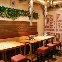 人数に合わせてお席をご用意いたしますので、お気軽にご相談くださいませ。