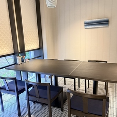 ホールテーブル席6名様掛け
