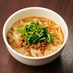 タンタン刀削麺