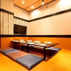 テレビ付き完全個室はご家族でのお食事やママ会などにオススメです♪他のお客さまの目が気にならないので、気兼ねなくお楽しみ頂けます。