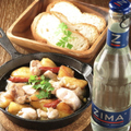 料理メニュー写真&nbsp;鶏肉とじゃがいものアヒージョ