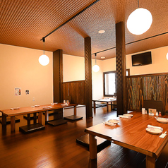 【2階】お座敷席 3～5名様、少人数～大人数でのご利用にも最適！足を伸ばしてお寛ぎいただけます。