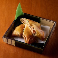 鮭と舞茸のチーズ春巻き