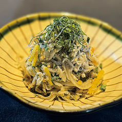 しらすの薬味まみれと柚子/のり塩チーズいももち 明太ソース