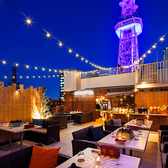 広々としたルーフトップテラスでゆったりBBQ♪心地よい風とともに夜景を見ながら過ごす時間はまさに格別。日常を忘れてお過ごしいただけます！20～40名様のテラス貸切も可能！宴会やイベント事にぜひご利用ください♪