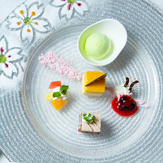 【B】　デザート盛り合わせ