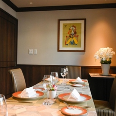 様々なご利用シーンに合わせて、5名様以上での個室貸切利用可能です。