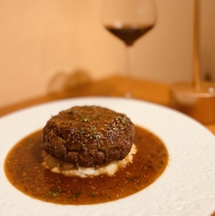 フランス風　牛肉のハンバーグ“ステックアッシュ”