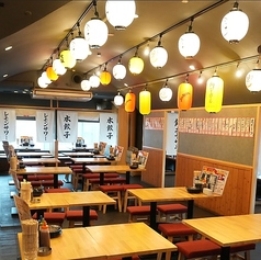広々とした店内で、ごゆっくりお食事をお楽しみください！単品飲み放題もあり！少人数でもお1人様でもご利用いただけます！