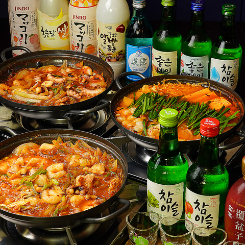 スタイリッシュな空間でこだわりの詰まった本場の韓国料理を堪能！