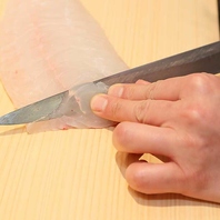 瀬戸内産を中心に珠玉の魚介や四季折々の味覚を