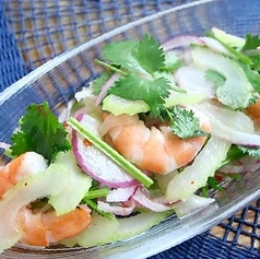 1エビとセロリのエスニックサラダ1