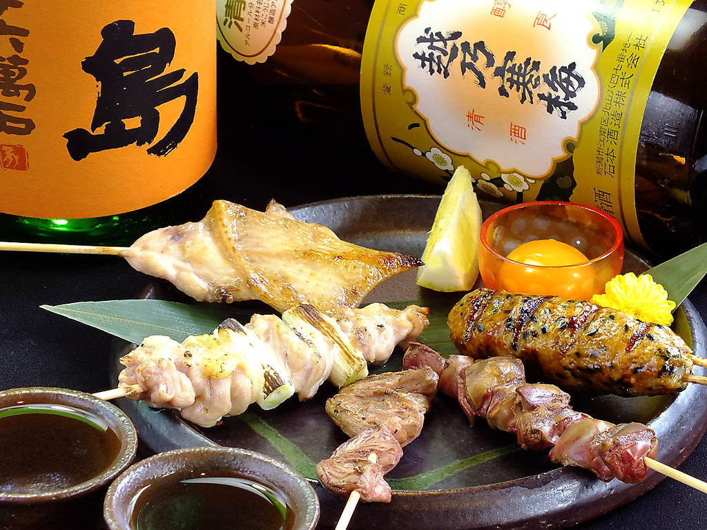 一番人気！自慢の串焼き！！！そのほかにも朝挽きのジューシー地鶏を使用した絶品料理が◎