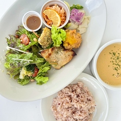 SUZUVEL モーニングプレート（ドリンク／味噌汁BAR付き）