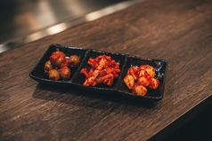 変わり種キムチ盛り合わせの写真