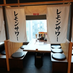 会社帰りにお一人でのご利用や、少人数で二軒目でのご利用などお気軽にお越しいただけます。明るく活気のあるお店づくりをして皆様のご来店を心よりおまちしております◎