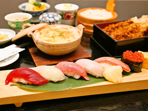 手打ちうどんやそば、寿司など和食全般が美味しい。また食べたくなるリピーター続出。