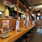 カウンター席は6名様までOK！スタッフとの会話も楽しめますよ♪