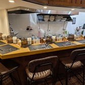 Ramen&Bistro Crab Club の雰囲気3