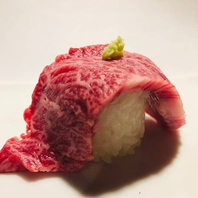 未完オリジナルの和牛ハラミ寿司