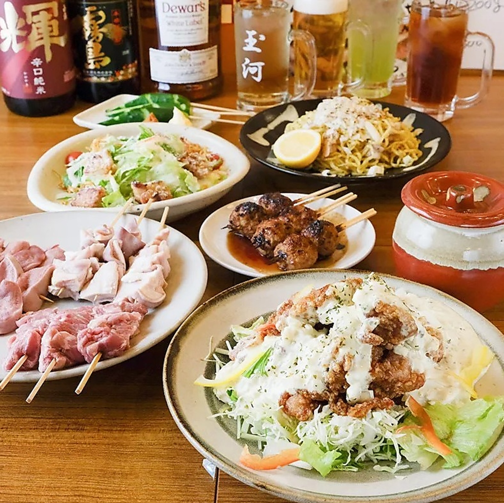 立ち飲みで楽しむ極上のやきとんとお酒。活気のあるやきとん酒場へぜひお越しください！
