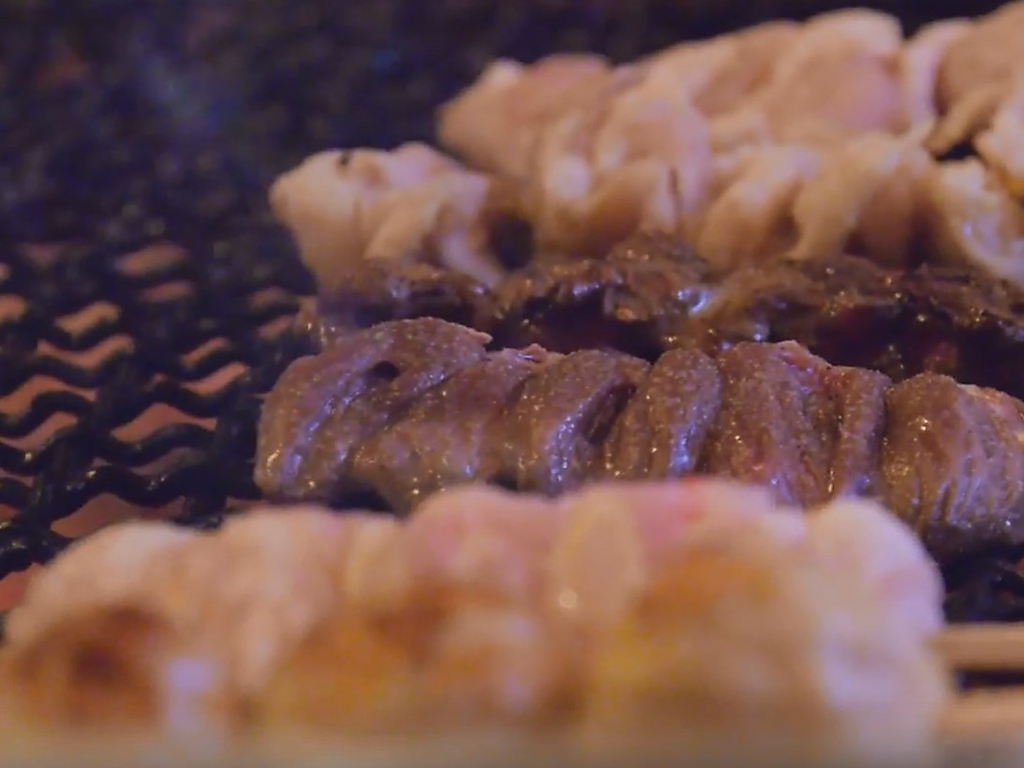 国産人気ブランドいわい鶏の焼鳥！一串80円～！