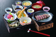 松花堂弁当(国産牛熟成サーロインステーキ付き)