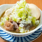 おすすめのモツ煮込みは、 間違いない逸品です。やきとんを始め自慢の創作料理が多数ラインナップ♪
