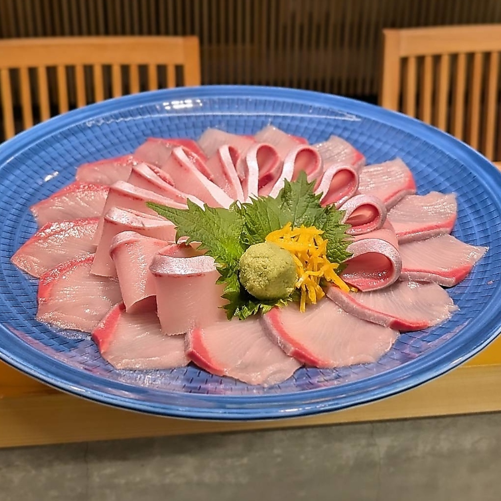 宇和島の味覚を存分に味わう！目にも美しく、まさに五感で楽しむ。旬の鮮魚をご堪能ください♪