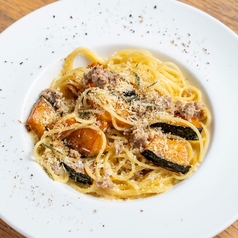 サルシッチャとカボチャのクリームパスタ ~ローズマリーのパン粉のせ~