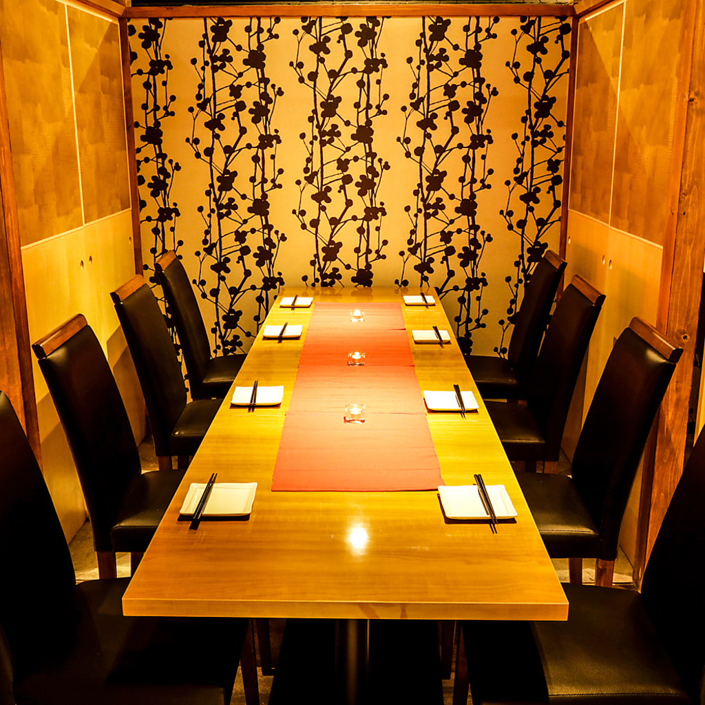 高槻市駅近！2名様～団体様まで皆さま個室でご案内！