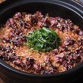 【様々なこだわりコースをご用意】様々なシーンに合わせて選べるコースをご用意しております。お好きな土鍋ごはん、しゃぶしゃぶをお選びいただけるコースなど、当店自慢の旬の食材を活かしたお料理をご堪能いただける内容です。さらに、瓶ビールやハイボール、焼酎など多彩なドリンクが飲み放題で、各種ご宴会に最適です。