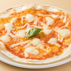 うすパリ生地のマルゲリータ