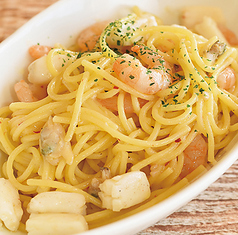 海鮮とにんにくのスパゲティ
