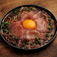 美味しいおい肉を頬張る幸せなひと時を堪能！
