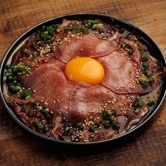 美味しいおい肉を頬張る幸せなひと時を堪能!