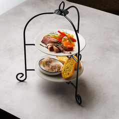 前菜盛り合わせ