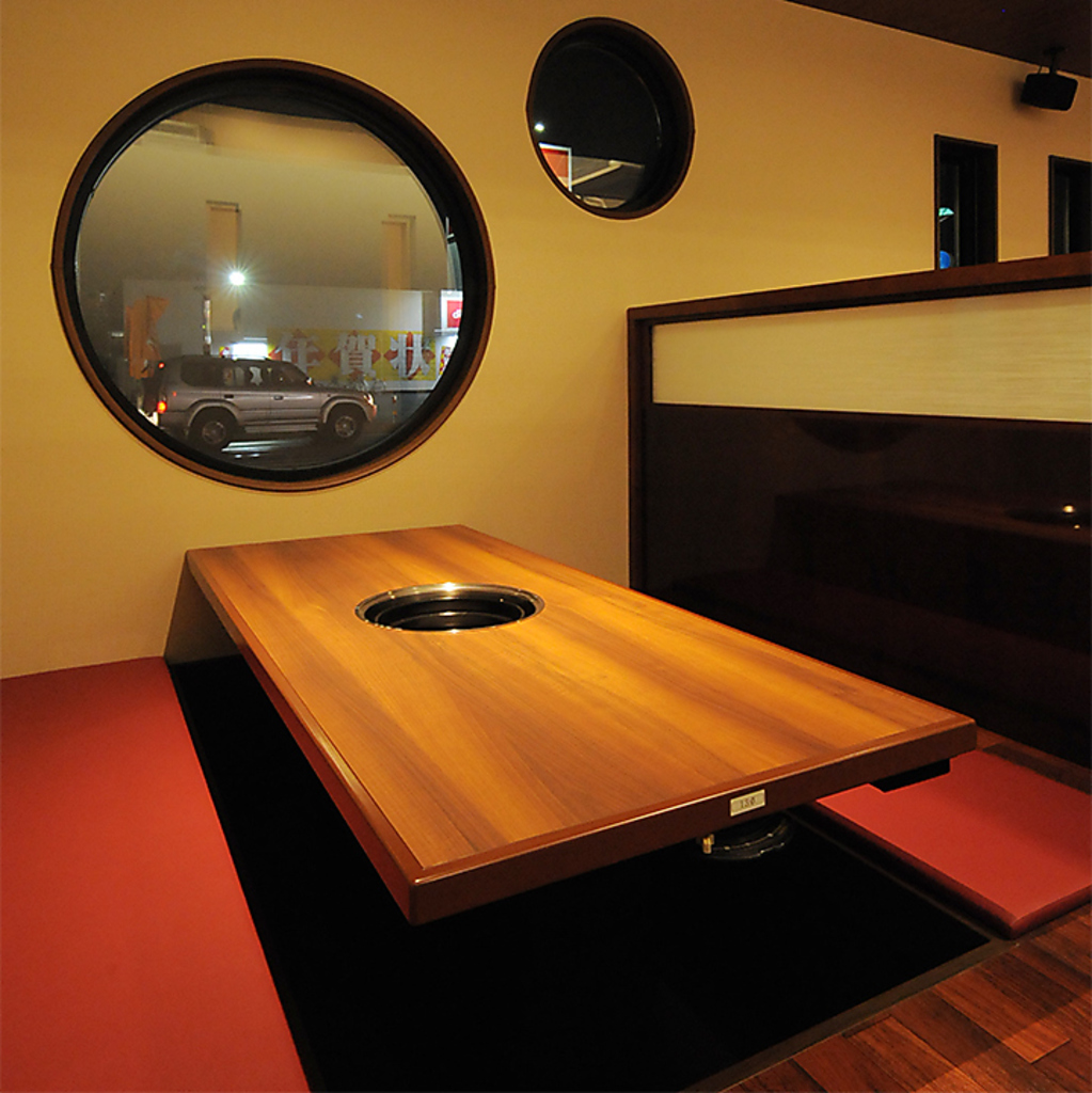 人気のソファー席で団欒のひとときを。