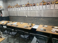 【テーブル】☆各種ご利用いただけるお席は会社宴会を始め、女子会、誕生日会、合コンなど様々なシーンにご利用頂けます!!!各席モニターを完備しておりますので、パーティー利用もご相談ください☆