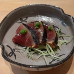 新鮮な魚介をお造り、煮物、焼き物で。素材を活かす様々な調理方法で仕上げた海鮮料理の数々をどうぞ