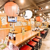 感染症対策を徹底した店内。透明のアクリルボード完備で安心してお食事できる空間です。